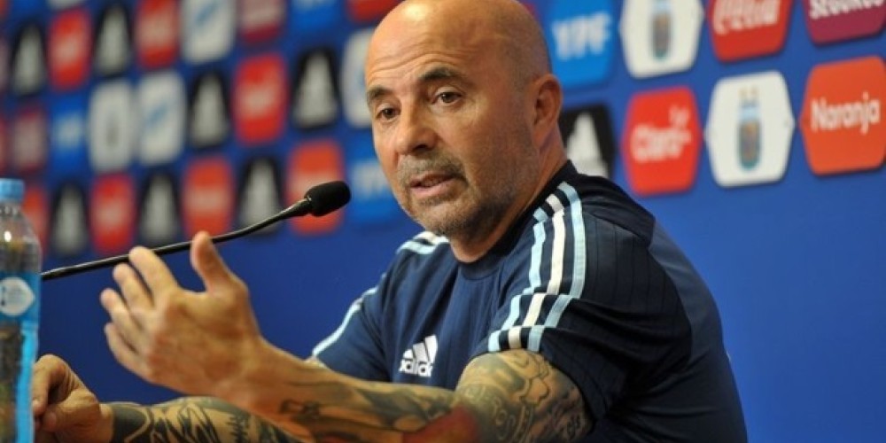 Sampaoli revel&oacute; la lista de convocados del exterior con algunas sorpresas