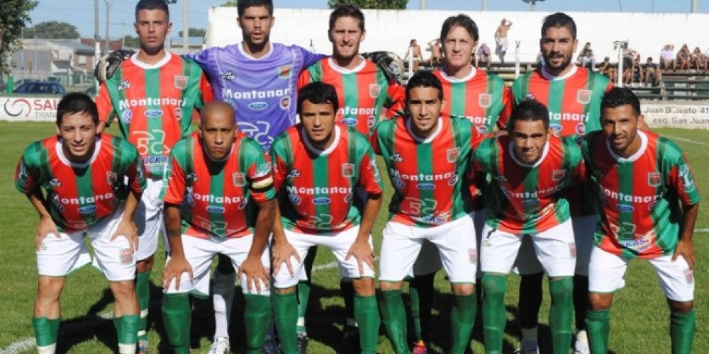 El jugador del Nacional B al que siguen emisarios del Manchester United