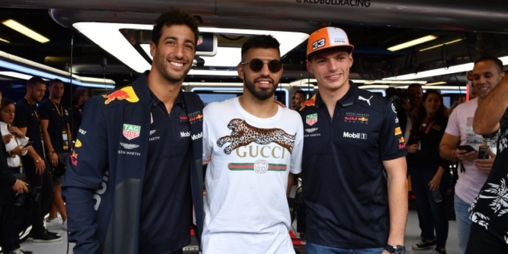 Agüero visitó los boxes de la Fórmula 1 gracias a uno de sus patrocinadores