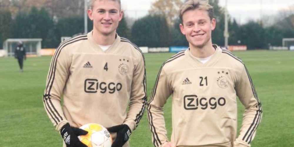 La divertida broma del &Aacute;jax a dos jugadores por el &ldquo;Black Friday&rdquo;