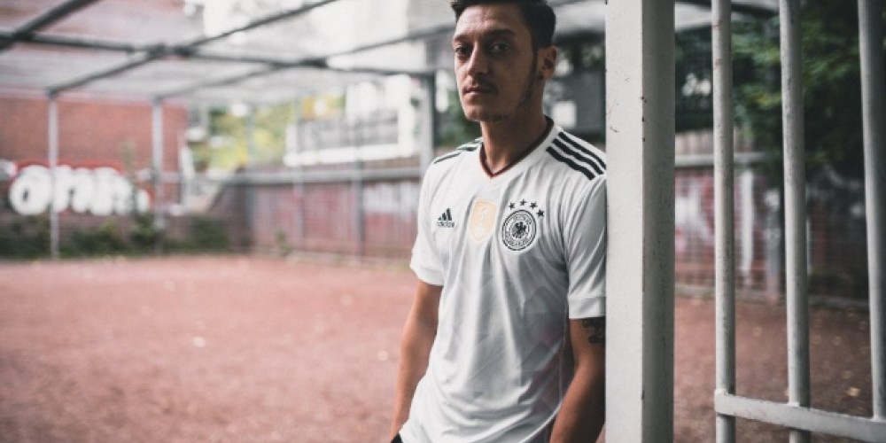 Alemania presentó su nueva camiseta adidas para la Copa Confederaciones