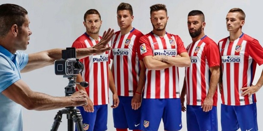 Atl&eacute;tico de Madrid present&oacute; su nueva camiseta con nuevo sponsor