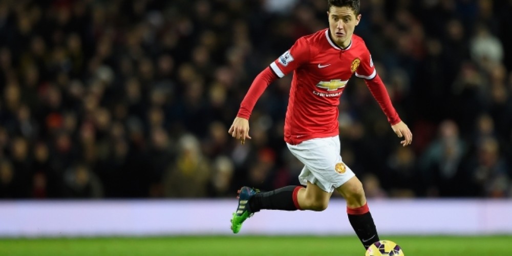 La historia del jugador del Manchester United que usa las mismas canilleras desde los 8 años