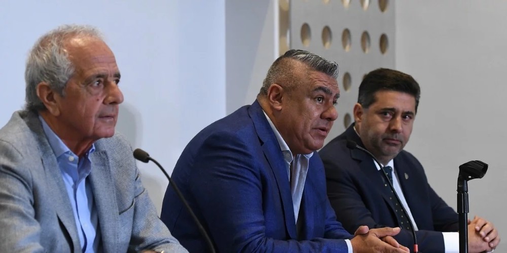 Los motivos detrás de la vicepresidencia en la AFA de Angelici a pesar de no estar más en Boca