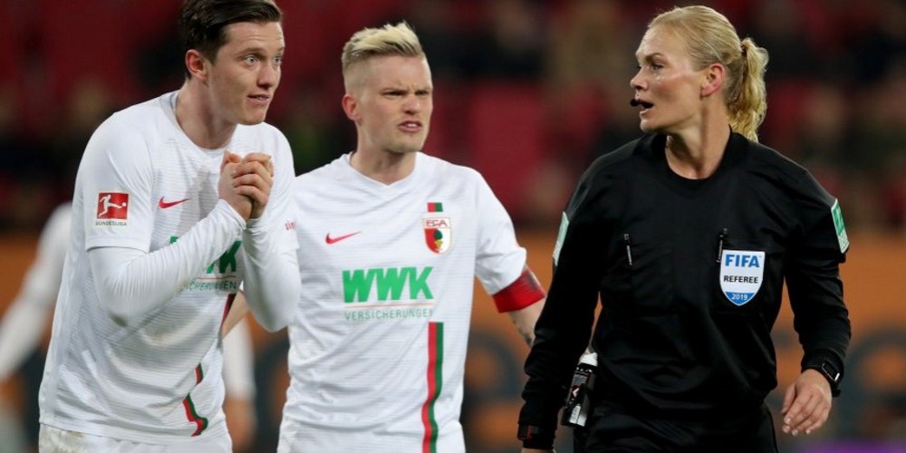 Cancelaron la transmisión de un partido en Irán porque el árbitro era mujer