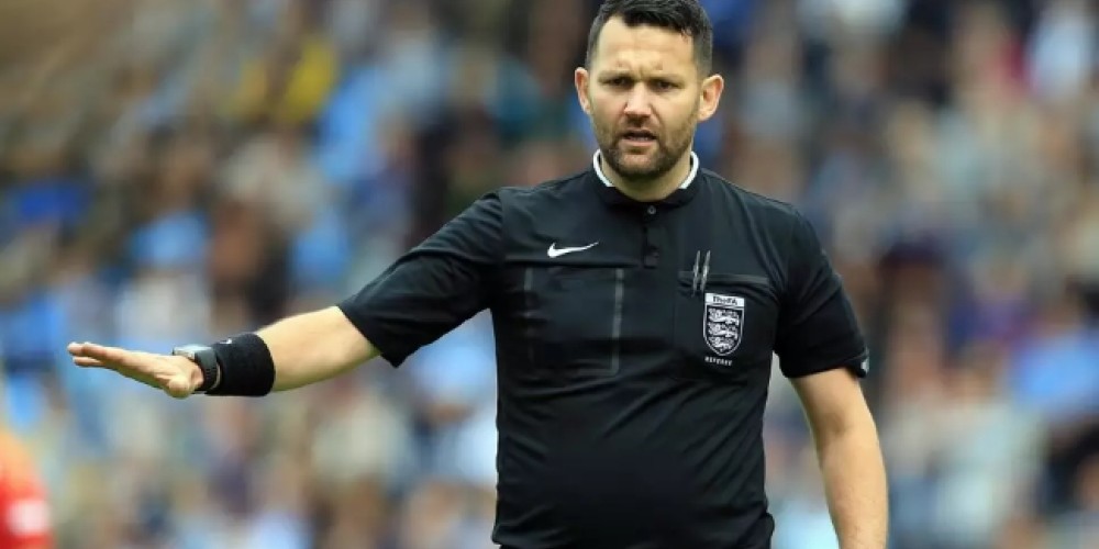 Suspenden a un &aacute;rbitro por definir el sorteo inicial con un &ldquo;piedra, papel o tijeras&rdquo;