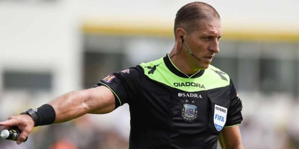 La diferencia de salario entre un árbitro de Argentina y uno de Europa