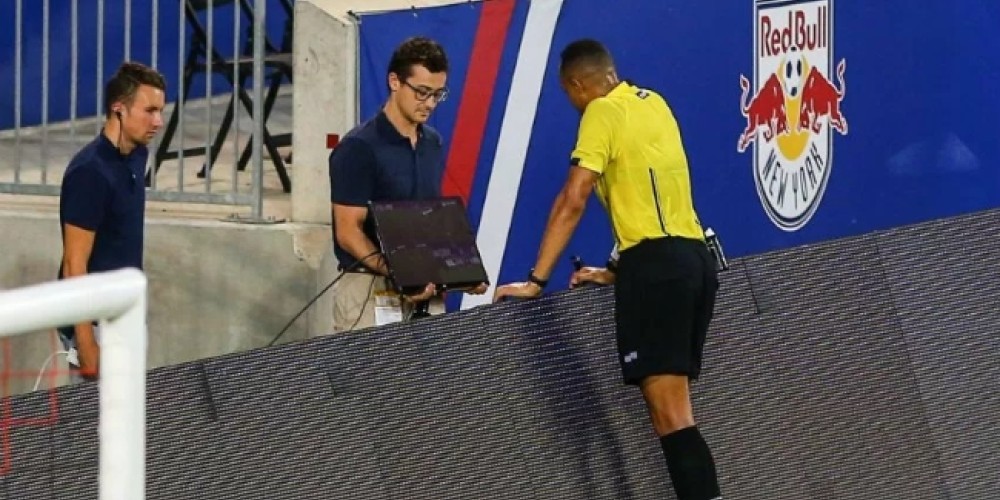 As&iacute; se utiliz&oacute; el Video-Ref en el f&uacute;tbol de Estados Unidos