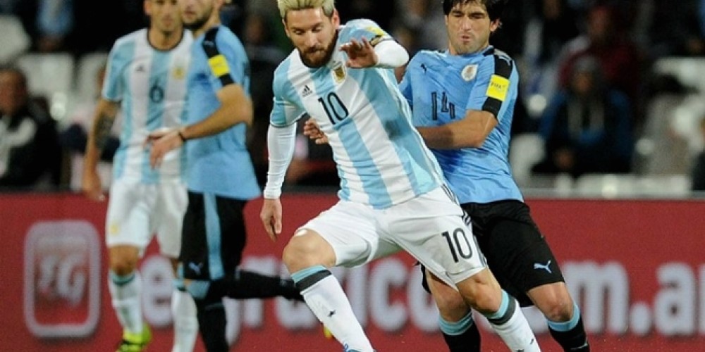 Todos los botines que usarán los protagonistas del próximo Uruguay - Argentina