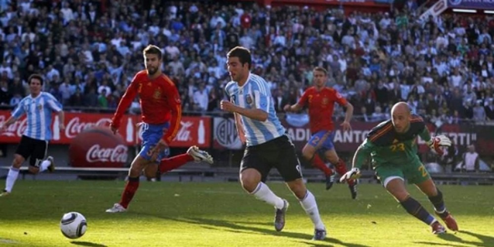 Argentina podr&iacute;a enfrentar a Espa&ntilde;a antes de Rusia 2018