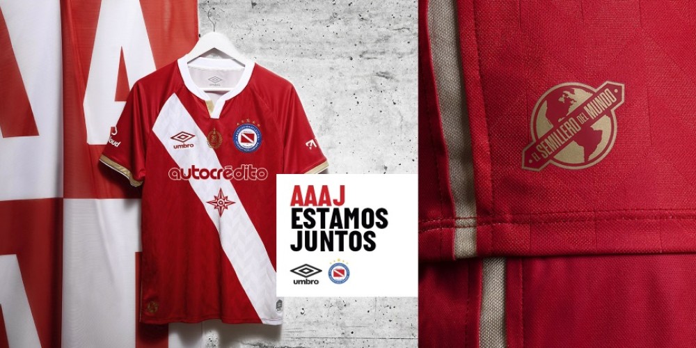 Con el recuerdo de la Libertadores, Argentinos Juniors presentó su nueva camiseta titular