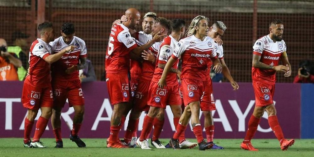 La dif&iacute;cil semana de Argentinos Juniors: de Venezuela a Bajo Flores