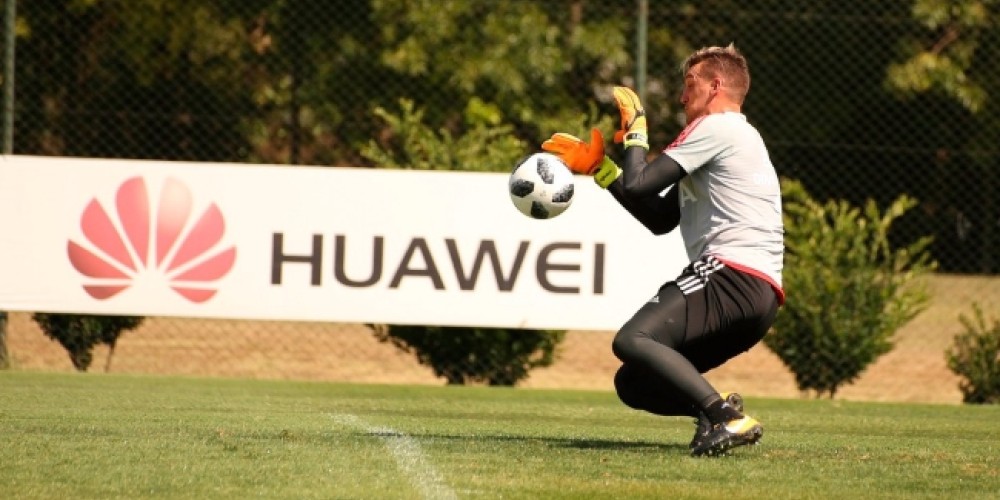 Armani rescindi&oacute; contrato con Nike y se sum&oacute; al equipo de Reusch para el 2018