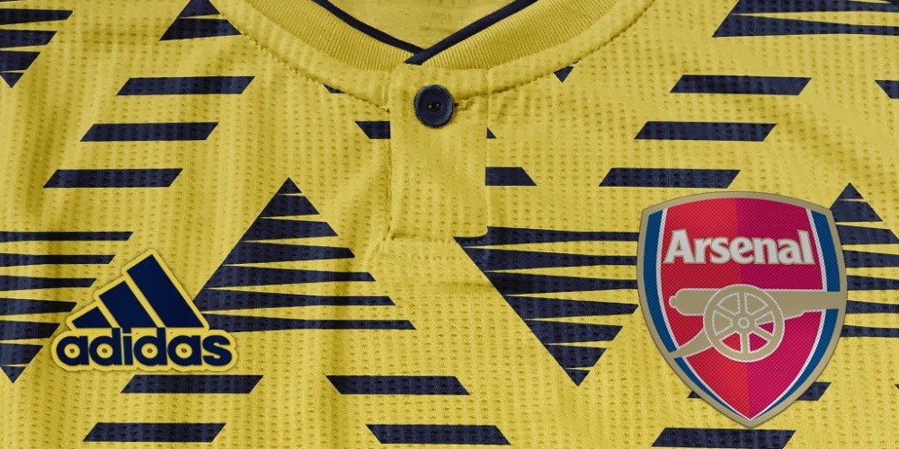 Furor en las redes sociales por un modelo de camiseta que result&oacute; ser un concepto