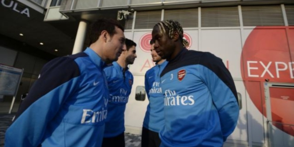 Emirates llevó a los jugadores del Arsenal a un simulador de vuelo