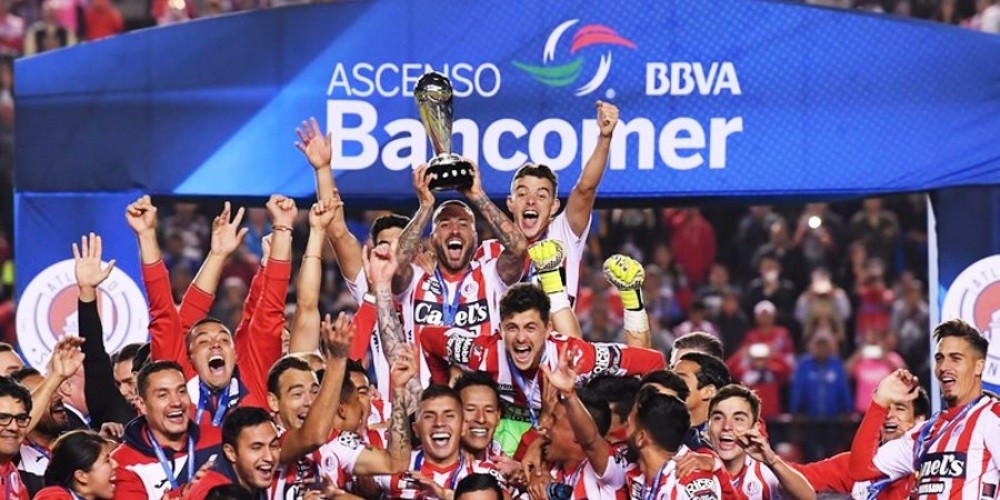 El f&uacute;tbol mexicano podr&iacute;a dejar en la calle a 230 jugadores por su edad