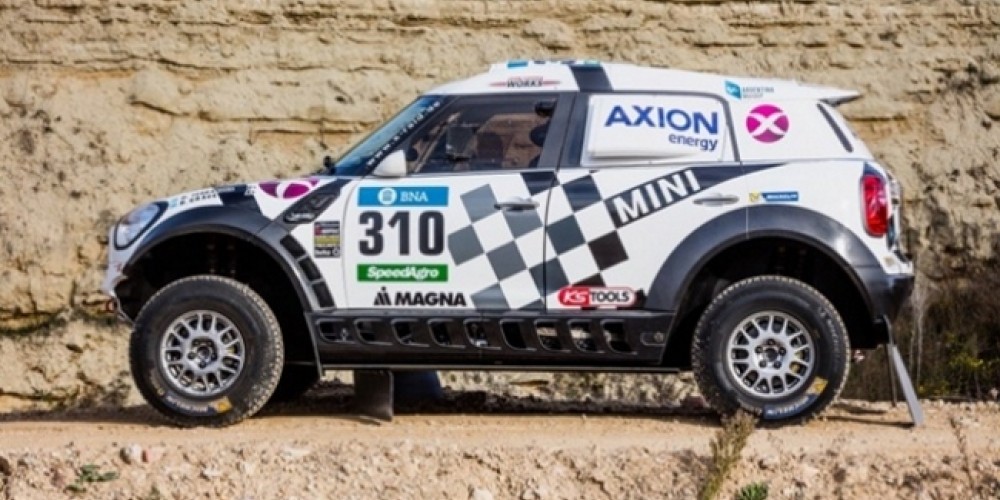 Se present&oacute; el AXION X-Raid Team para el Dakar 2016 con Terranova, Al-Attiyah, Hirvonen y Roma