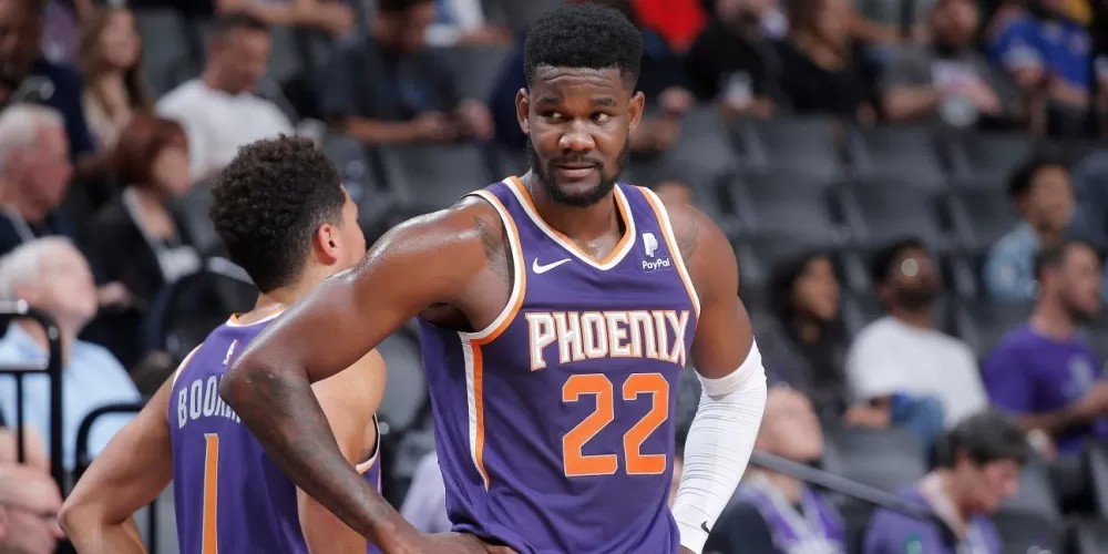 Ayton asegur&oacute; su futuro en Phoenix Suns con un record para la NBA