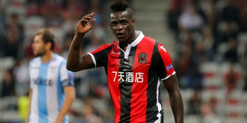 Mario Balotelli, se ofrece a jugar gratis en el Manchester City