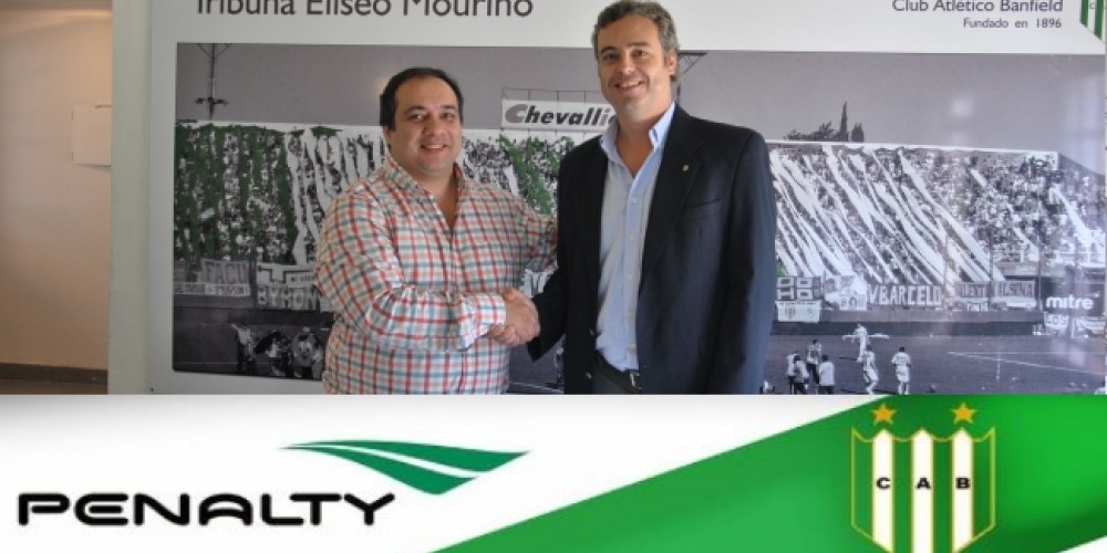 Penalty vestir&aacute; a Banfield por dos a&ntilde;os