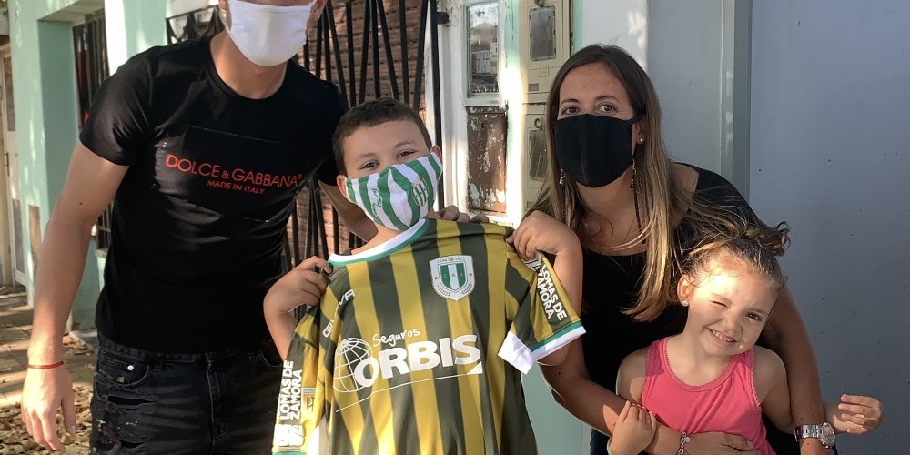 Con participaci&oacute;n de los jugadores, Banfield lanz&oacute; una campa&ntilde;a para agradecer a sus socios