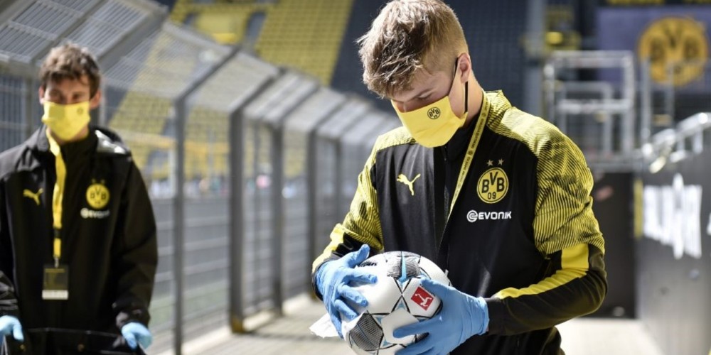 Efecto coronavirus: a falta de público, los barbijos pasaron a ser el nuevo negocio del fútbol europeo