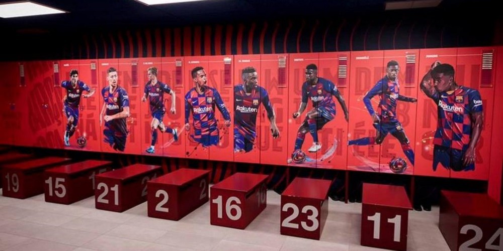 Koeman cambi&oacute; de lugar a Messi en el vestuario, &iquest;qu&eacute; jugadores se sientan al lado suyo en el Barcelona?