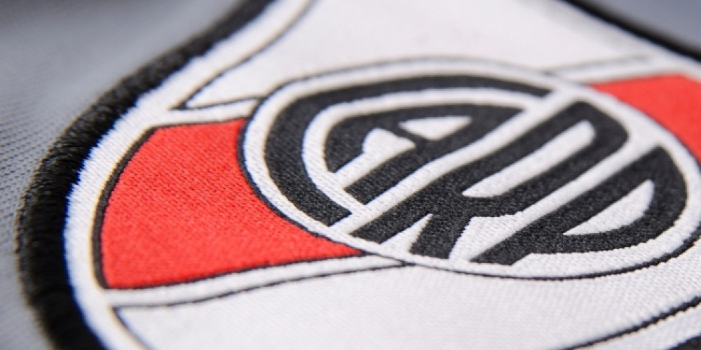 adidas presentó la nueva camiseta de arquero de River Plate para el 2016