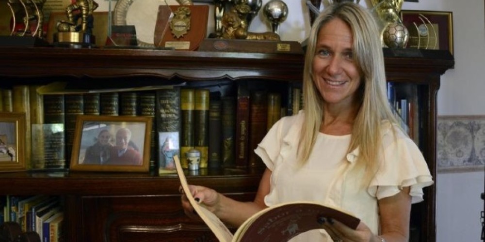 Carolina, la hermana de los mellizos Barros Schelotto que gan&oacute; las elecciones legislativas