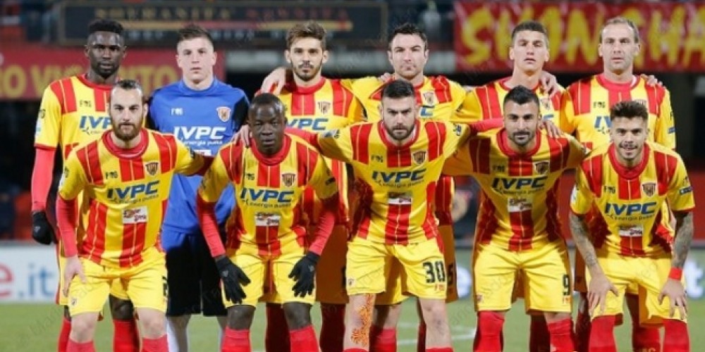 Benevento, el equipo que rompi&oacute; un nuevo r&eacute;cord de derrotas consecutivas en Italia