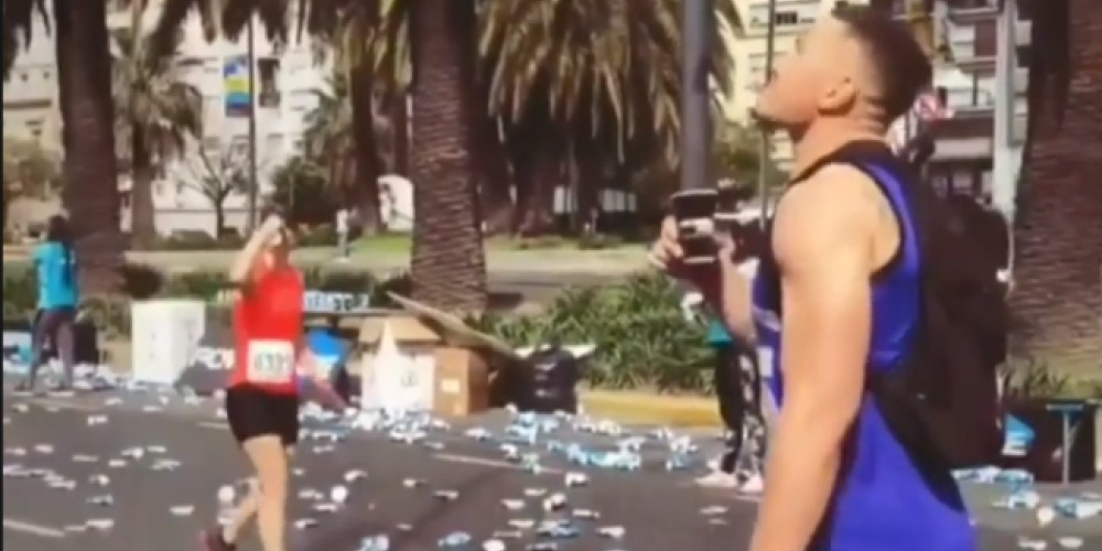 Un All Black hizo de voluntario en la 42K de Buenos Aires