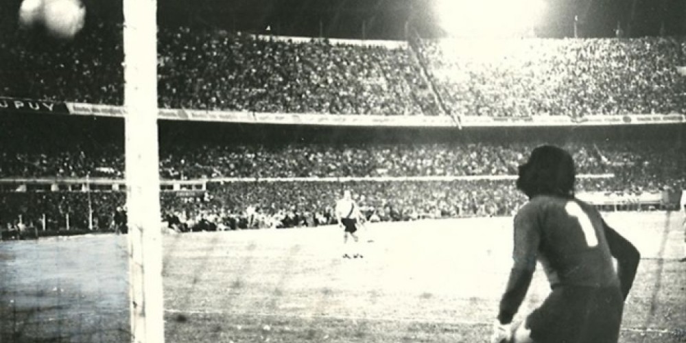 River y Boca, cerca de reeditar la &uacute;nica final oficial de su historia