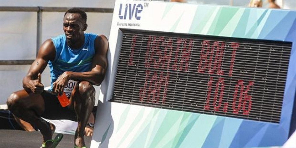 Usain Bolt desplegó todo su talento y su show en las playas de Copacabana