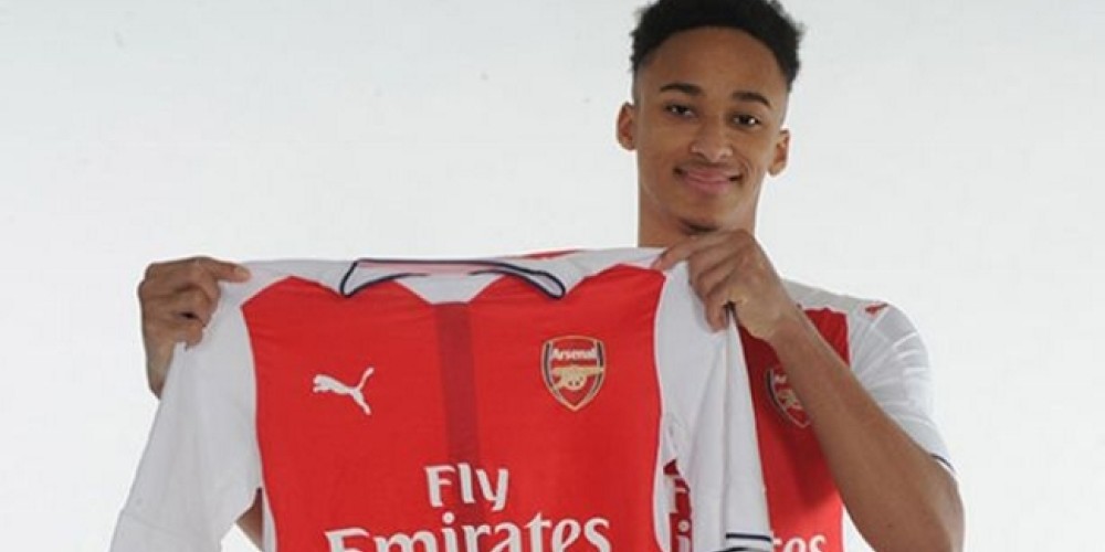 La historia de Cohen Bramall, del desempleo al Arsenal FC en días