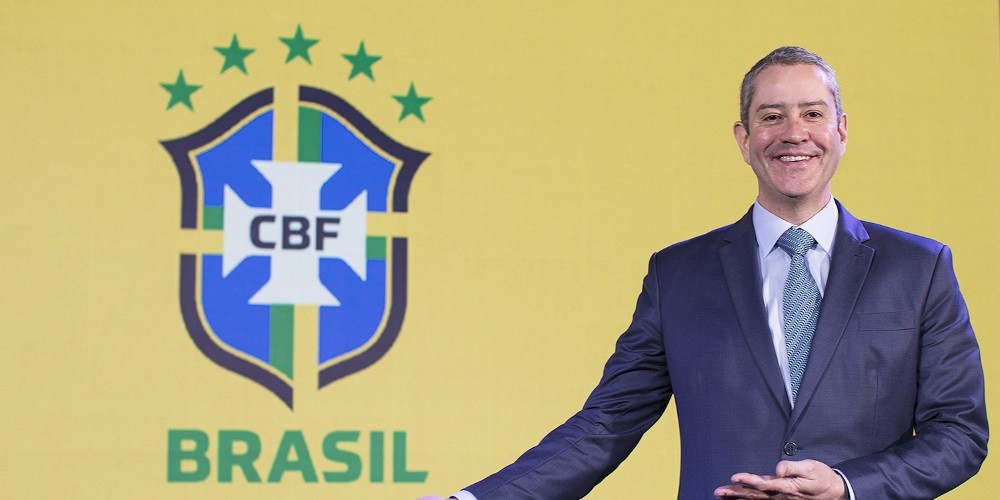 Brasil empieza a gestionar la privatizaci&oacute;n de sus clubes