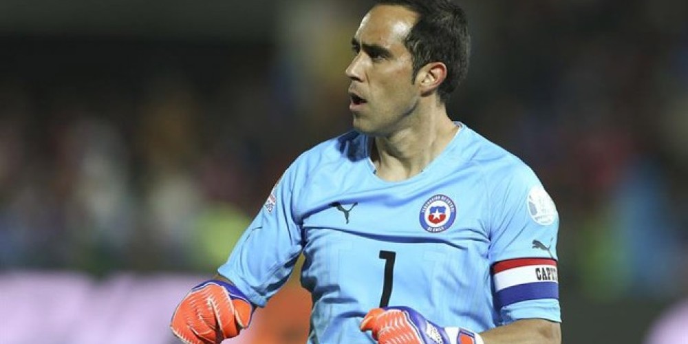 La IFFHS present&oacute; su ranking de arqueros del 2016 con Claudio Bravo como el &uacute;nico sudamericano