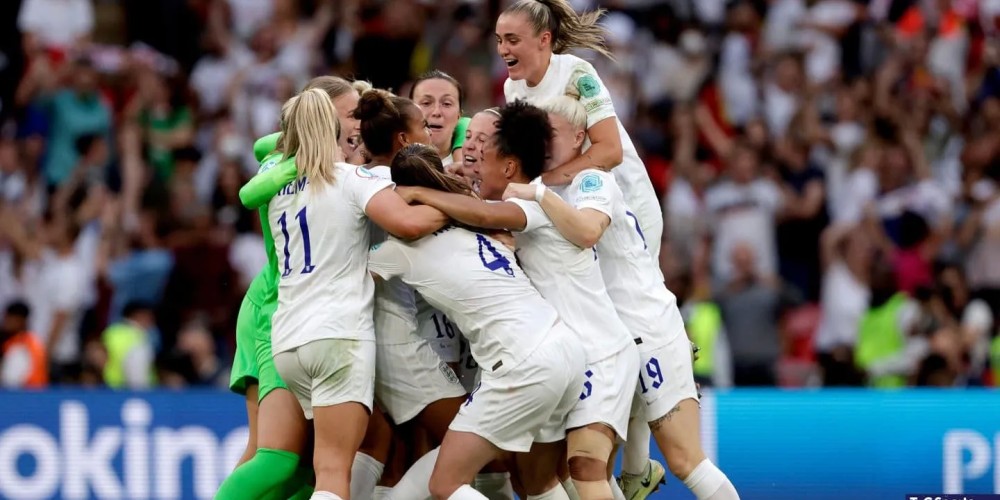 Brecha salarial: la incre&iacute;ble diferencia entre el f&uacute;tbol femenino y masculino