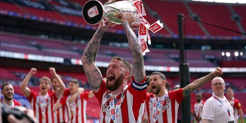 Brentford volvió a la Premier League gracias a un particular programa para contratar jugadores