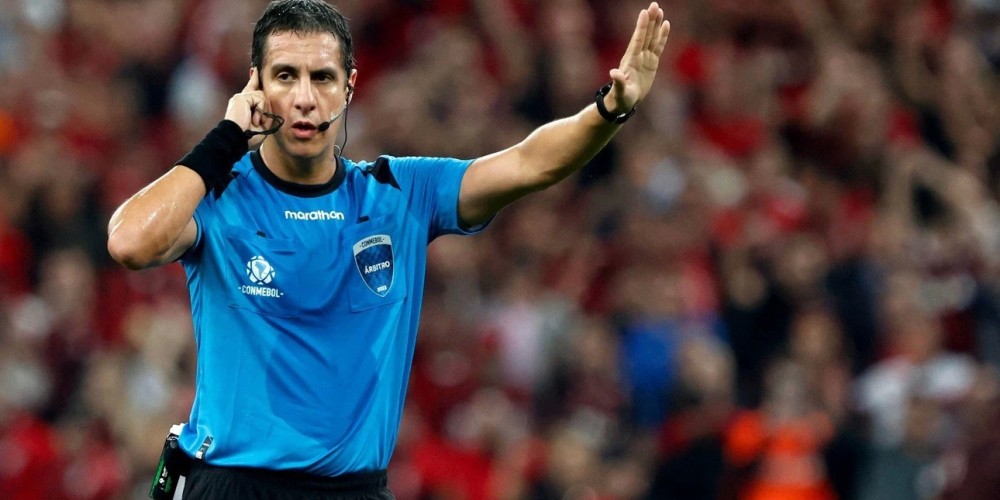 &iquest;Cambios en el VAR?: las posibles modificaciones que podr&iacute;an llevar adelante en la tecnolog&iacute;a