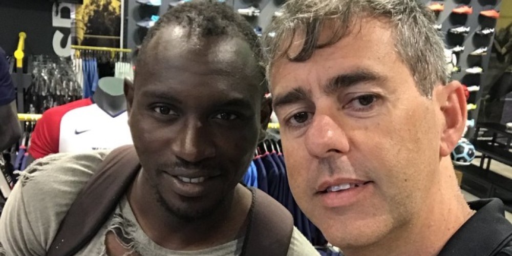 “Pepe”: el camerunés que perdió su pasaporte en Paraguay y con nuevo representante busca equipo en el ascenso