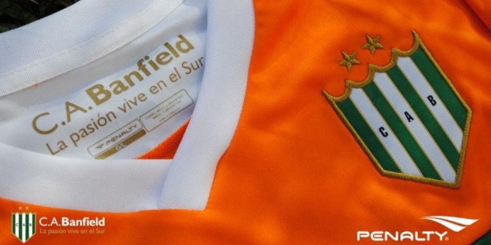 Penalty reveló la camiseta suplente de Banfield
