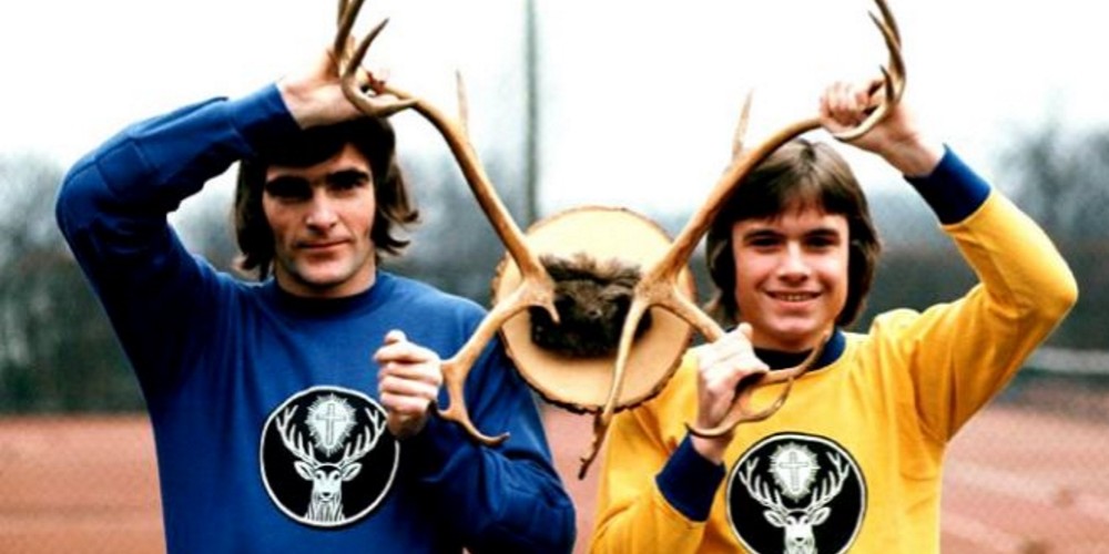 La historia de la primera publicidad que apareció en una camiseta de fútbol