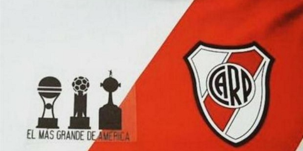 La camiseta especial de River para el Superclásico, con las tres copas ganadas