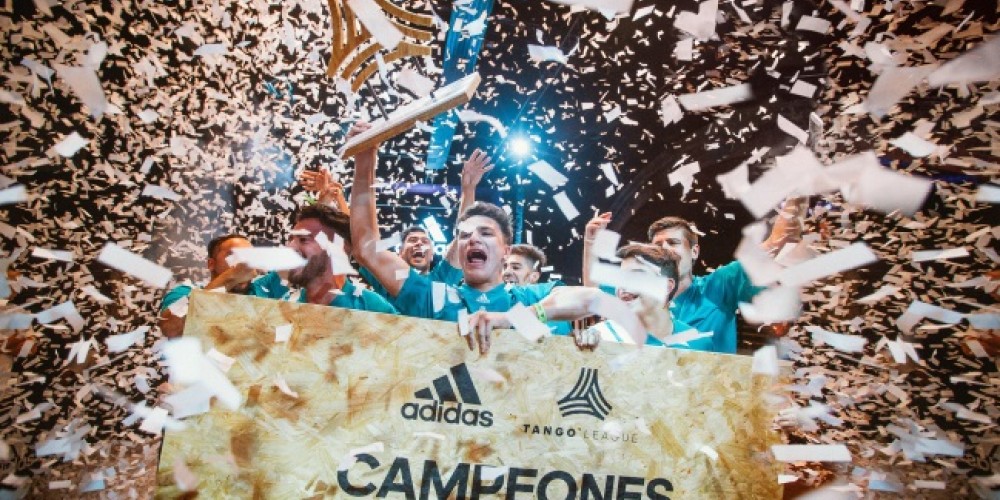 adidas present&oacute; sus botines Nemeziz Ocean Storm en la Tango League Buenos Aires