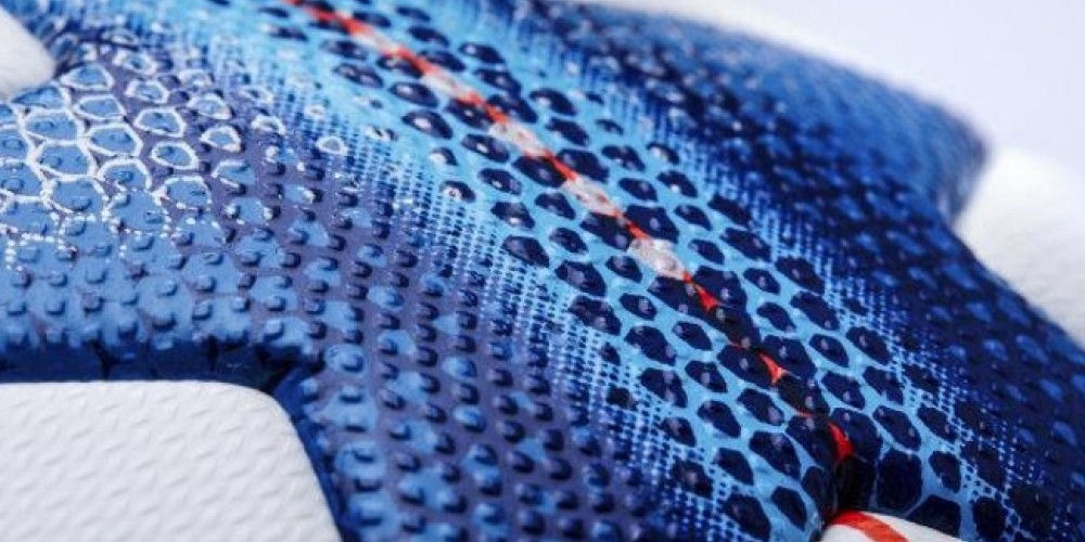 La UEFA reveló el nuevo balón para la final de la Champions