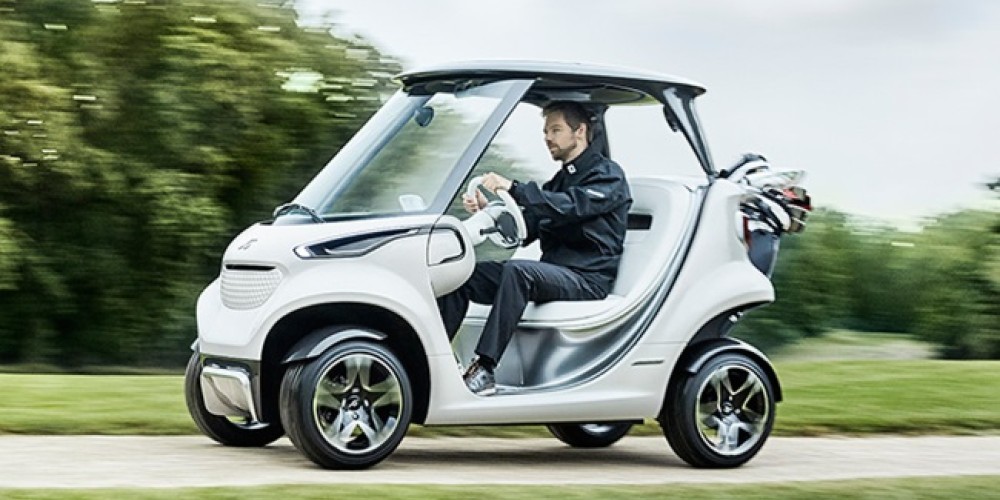 Mercedes-Benz present&oacute; su carrito de golf de lujo
