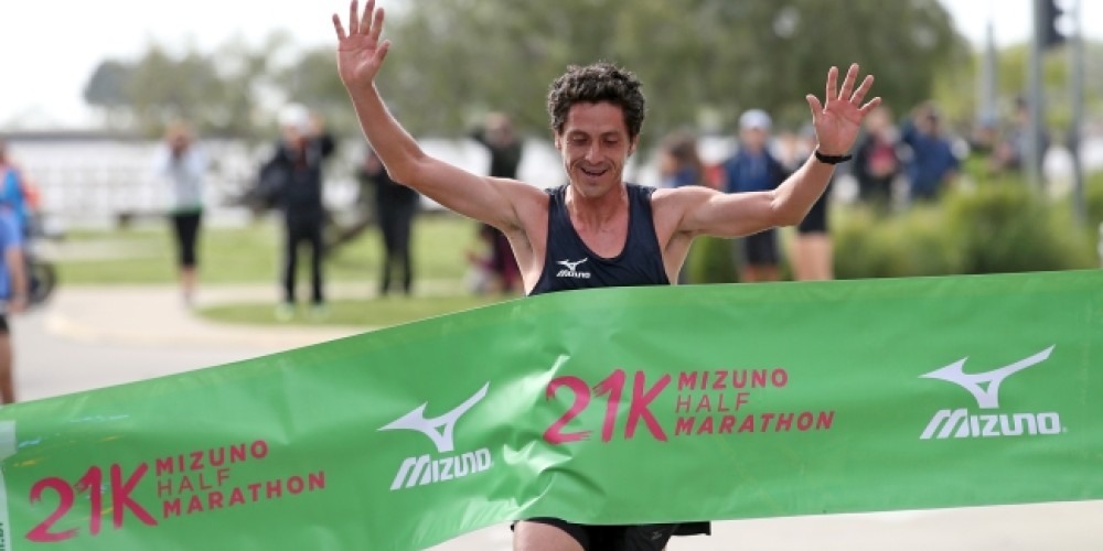 Cerca de 3800 personas disfrutaron del running en los 21K de Mizuno