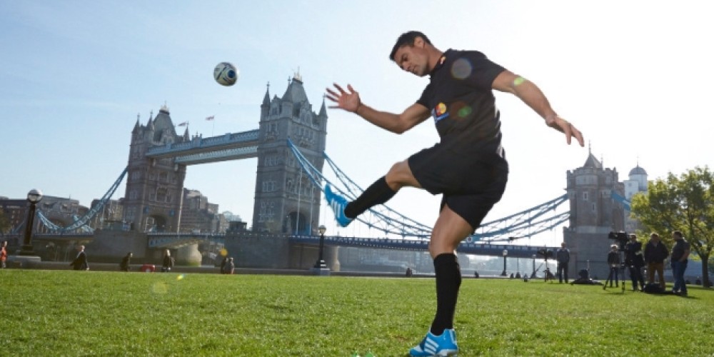 Dan Carter ser&aacute; embajador de Mastercard para la RWC 2015