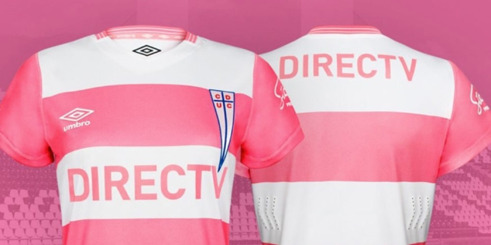 La Universidad Católica presentó su camiseta especial rosa