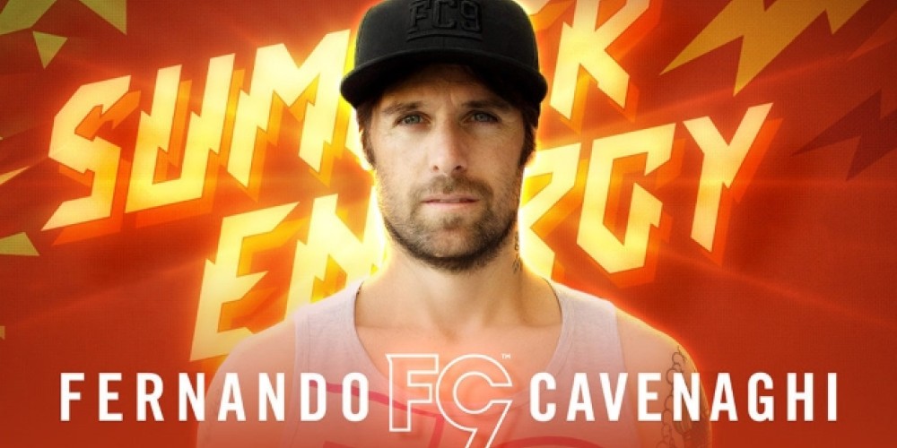 Fernando Cavenaghi present&oacute; su nueva l&iacute;nea de ropa para el verano 2017